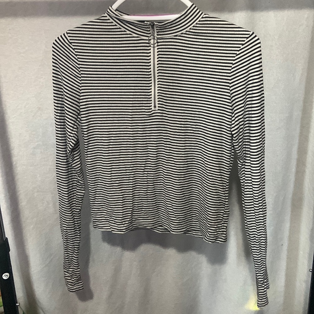 Striped rubbed half zip long sleeve